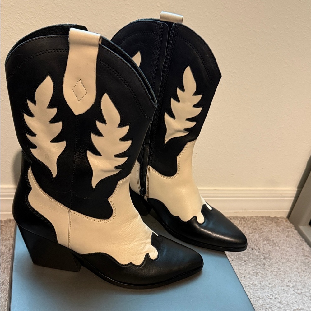 Vince Camuto Black and Cream Western Heeled Boots